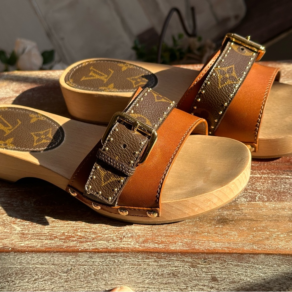 LOUIS VUITTON Brown Leather LV Monogram Cottage Mule Wood Clog Sandals 6.5 - Picture 9 of 17